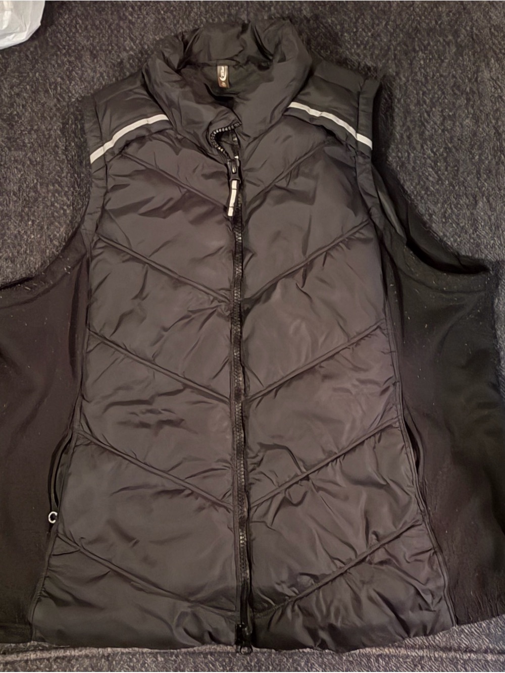 Nike Black Quilted Women's Puffer Vest with Reflective Trim